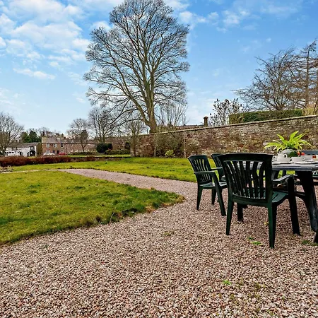 4 Bed In 94247 Casa vacanze *