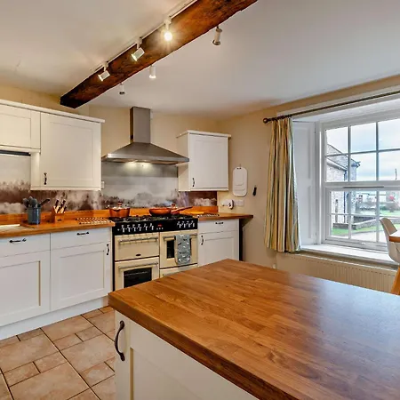 Hébergement de vacances 4 Bed In Penrith Oc-94247